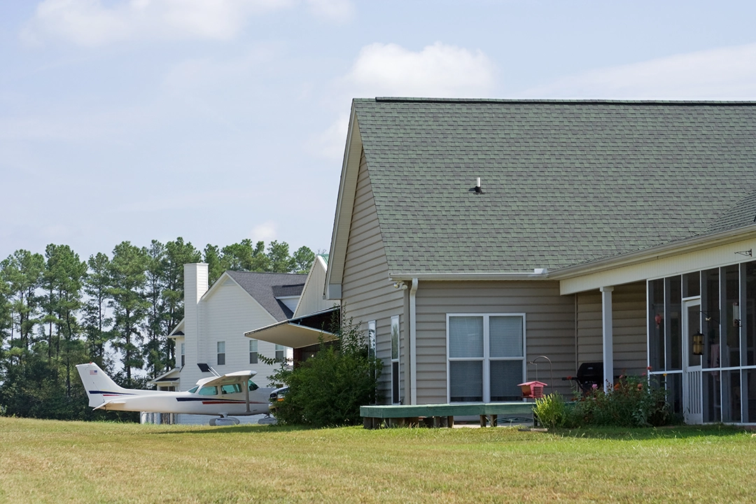FlyInn - Aviation Accommodations